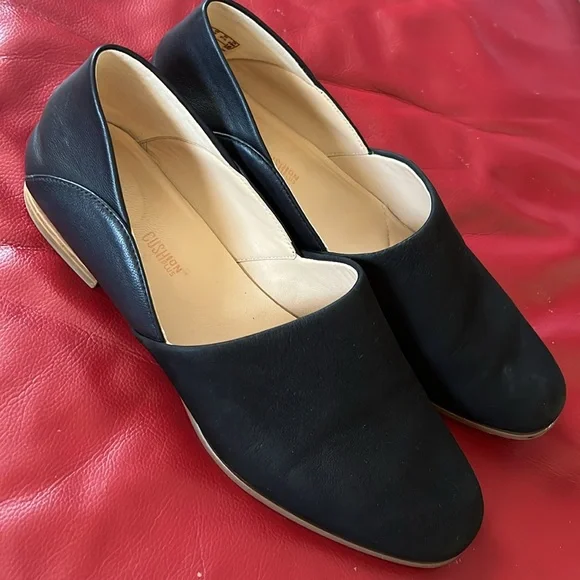 Clark’s mocassins women size 10 - Picture 3 of 6